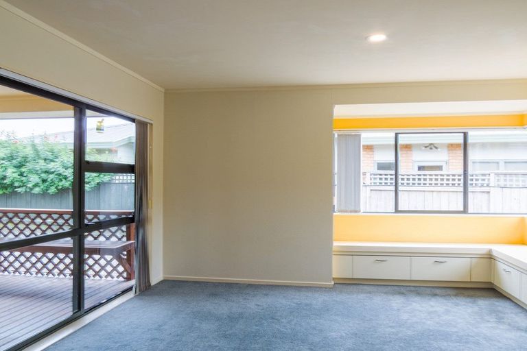 Photo of property in 7 Edgewater Grove, Whakatane, 3120