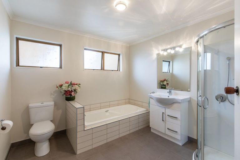 Photo of property in 12 Dublin Street, Dannevirke, 4930