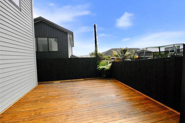 Photo of property in 9c Arran Road, Browns Bay, Auckland, 0630