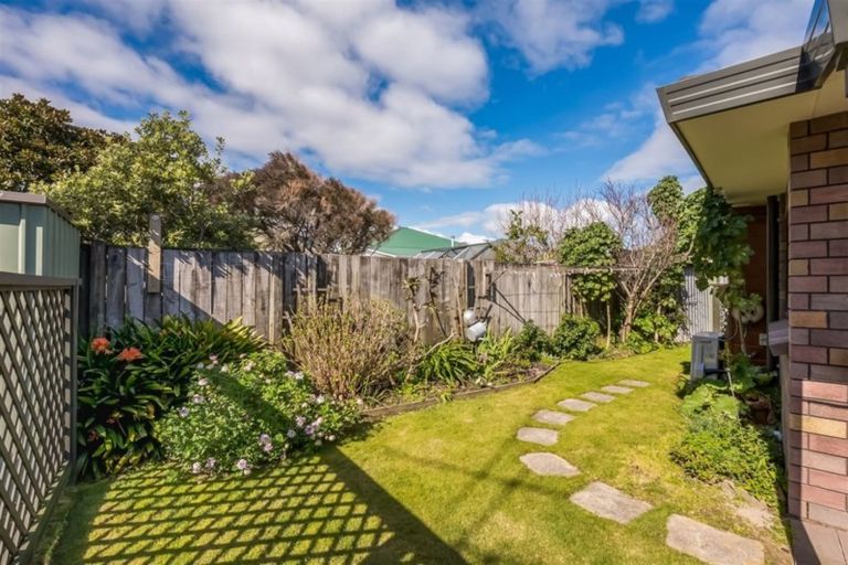 Photo of property in Jackson Mews, 8/18 King Street, Petone, Lower Hutt, 5012