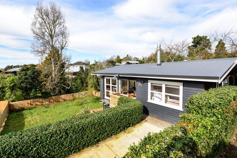 Photo of property in 28a Hillcrest Road, Hillcrest, Hamilton, 3216