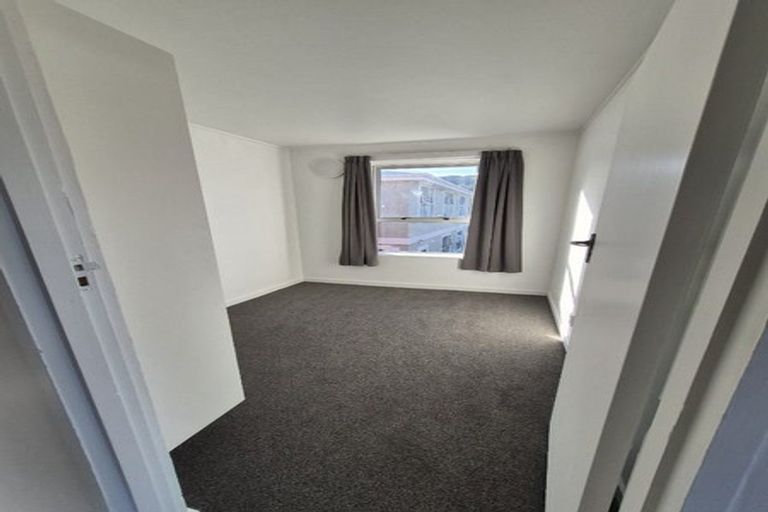 Photo of property in 102 Harbour Terrace, North Dunedin, Dunedin, 9016