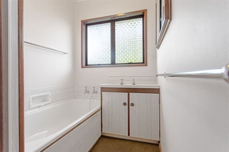 Photo of property in 1a Limbrick Street, Waipawa, 4210