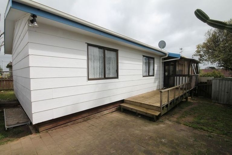 Photo of property in 2/9 Porchester Road, Papakura, 2110