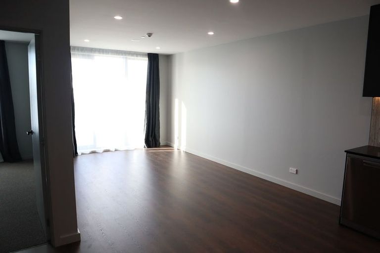 Photo of property in 404/2 Launch Road, Hobsonville, Auckland, 0616