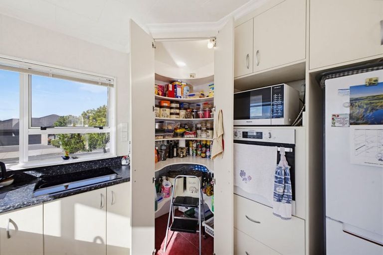 Photo of property in 66 Tukapa Street, Westown, New Plymouth, 4310