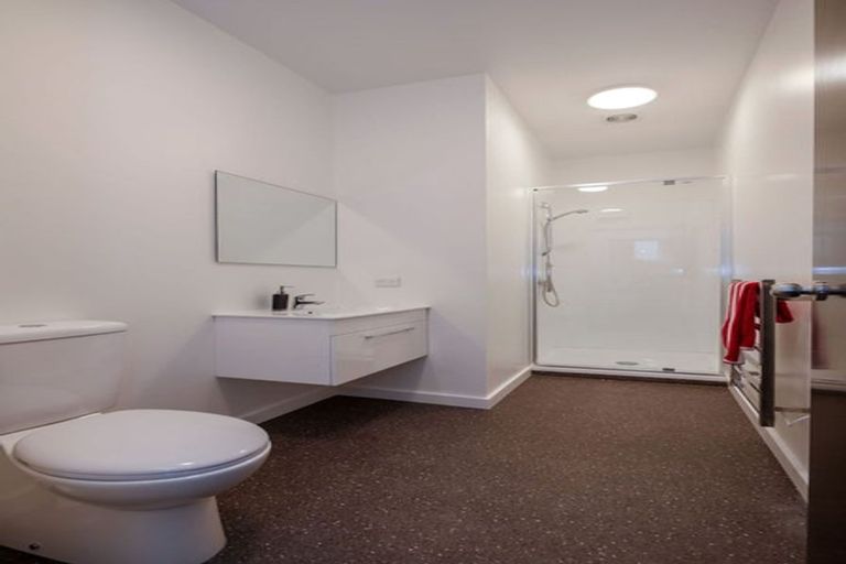 Photo of property in 274 Oxford Street, South Dunedin, Dunedin, 9012