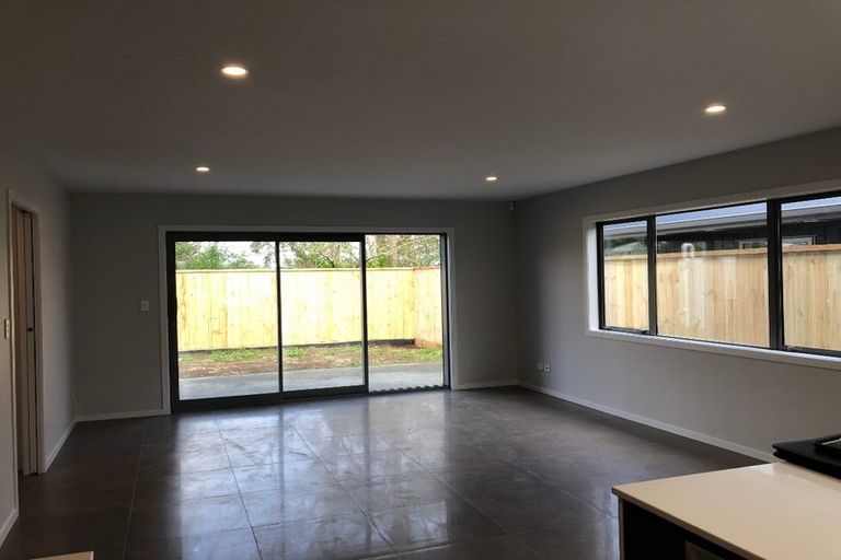 Photo of property in 3 Makete Crescent, Hobsonville, Auckland, 0618