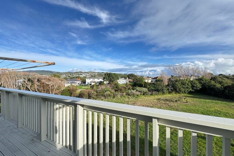 Photo of property in 36 Morere Street, Titahi Bay, Porirua, 5022