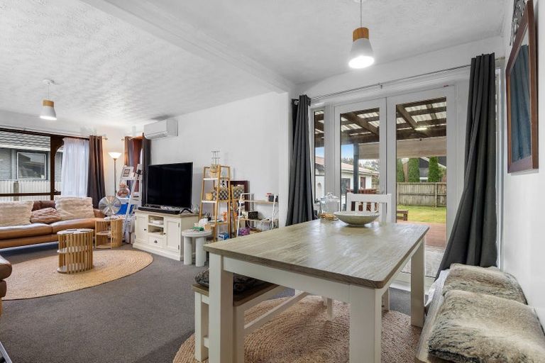 Photo of property in 18 Greenock Street, Redwood, Christchurch, 8051