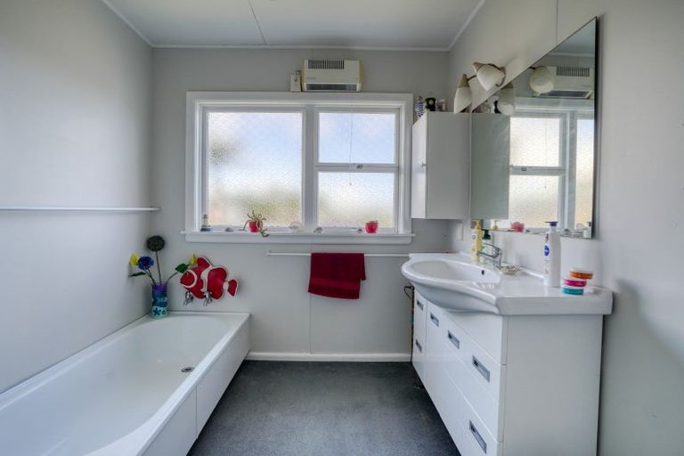 Photo of property in 233 Hampden Street, Hokitika, 7810