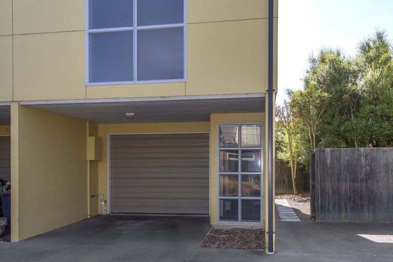 Photo of property in 10/54 Champion Street, Edgeware, Christchurch, 8013