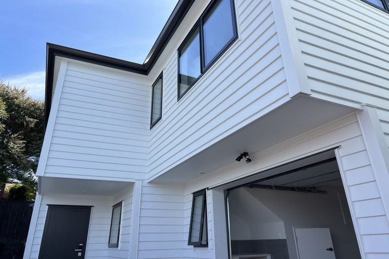 Photo of property in 31 Weldene Avenue, Glenfield, Auckland, 0629
