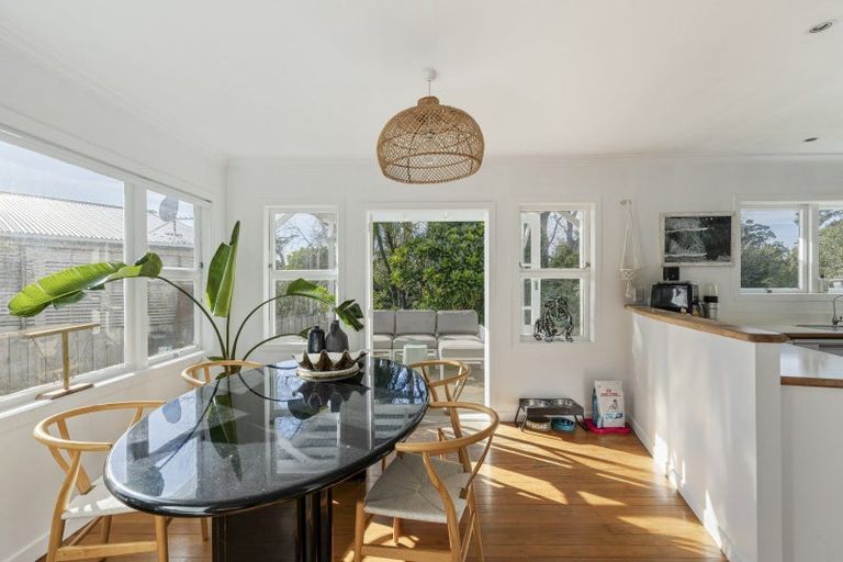 Photo of property in 56a Woodleigh Street, Frankleigh Park, New Plymouth, 4310