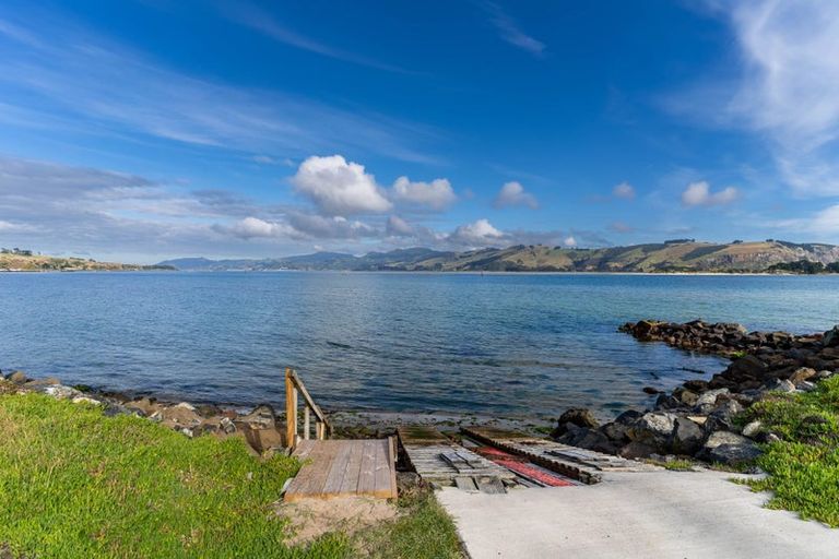 Photo of property in 940 Harington Point Road, Harington Point, Dunedin, 9077