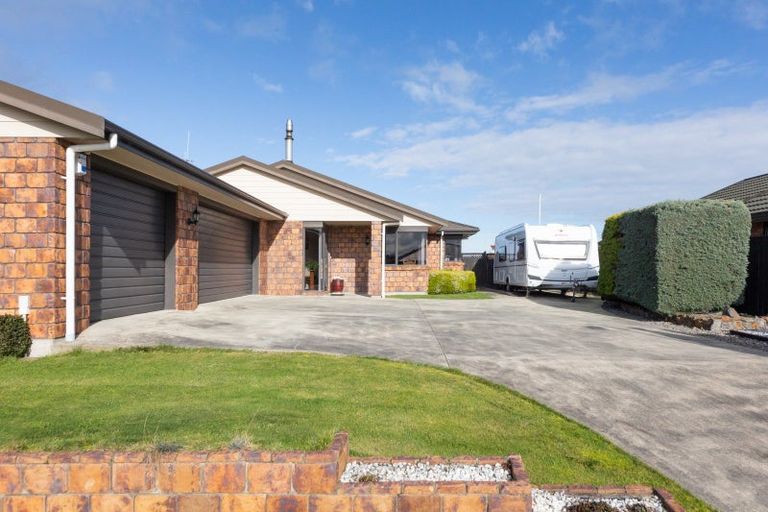Photo of property in 54 Peter Hall Drive, Kelvin Grove, Palmerston North, 4414
