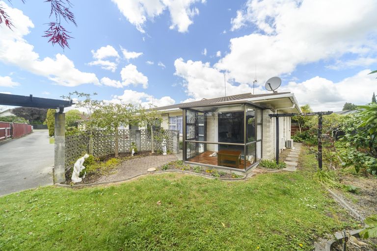 Photo of property in 82 Russell Street, Palmerston North, 4414