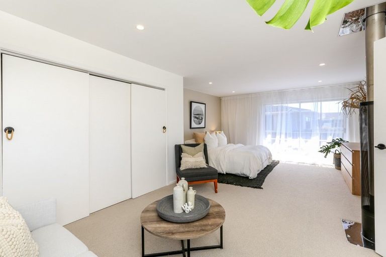 Photo of property in 23 Linda Street, Oakura, 4314