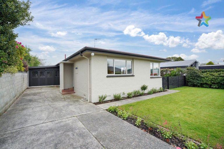 Photo of property in 6 Pine Crescent, Hargest, Invercargill, 9810