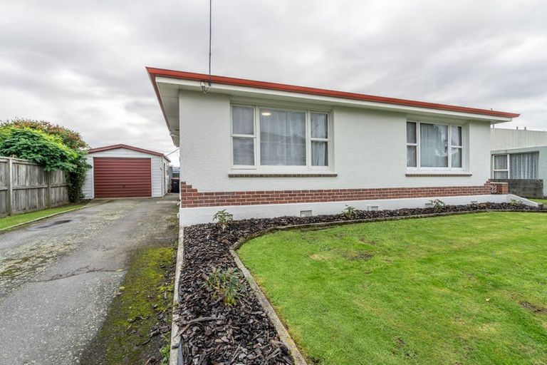 Photo of property in 1 Crombie Street, Gore, 9710