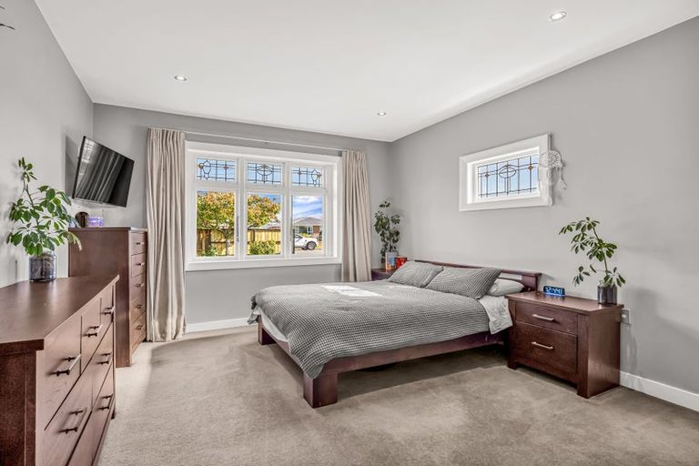 Photo of property in 6 Mortlake Street, Islington, Christchurch, 8042