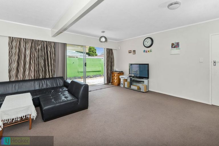 Photo of property in 2/20 Marne Road, Papakura, 2110