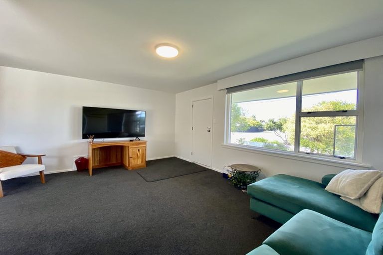 Photo of property in 1/172 Bowhill Road, New Brighton, Christchurch, 8083