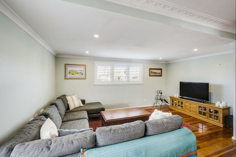 Photo of property in 212 Terrace Road, Parkvale, Hastings, 4122