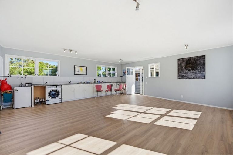Photo of property in 36 Longview Road, Poraiti, Napier, 4182