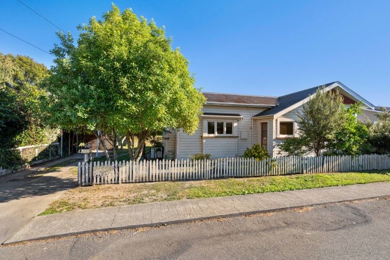 Photo of property in 33 Park Terrace, Blenheim, 7201