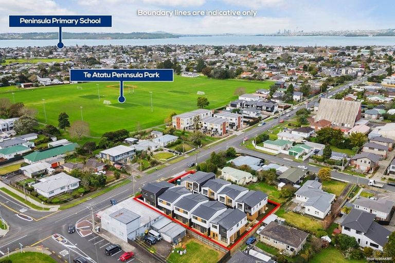 Photo of property in 108d Taikata Road, Te Atatu Peninsula, Auckland, 0610