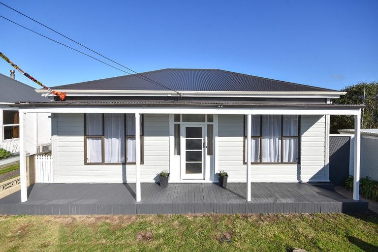 Photo of property in 76 Moreau Street, Saint Kilda, Dunedin, 9012