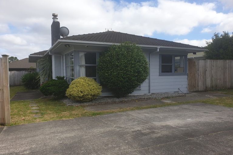 Photo of property in 10 Valley Road, Waiuku, 2123