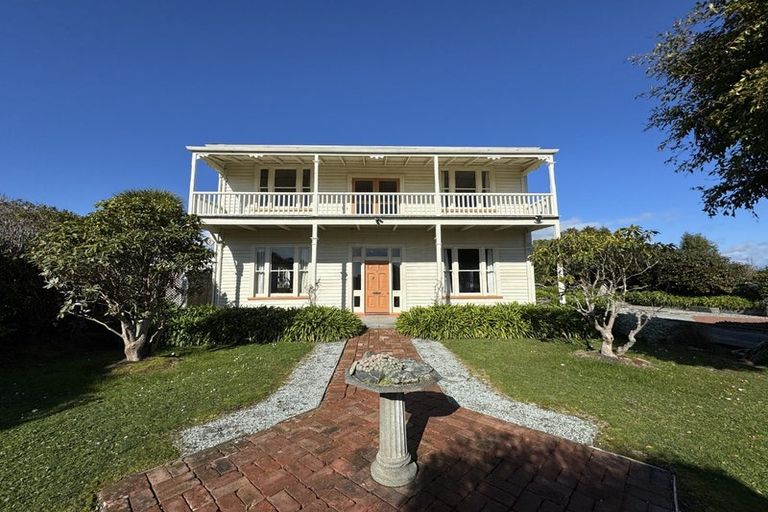 Photo of property in 76 Sale Street, Hokitika, 7810