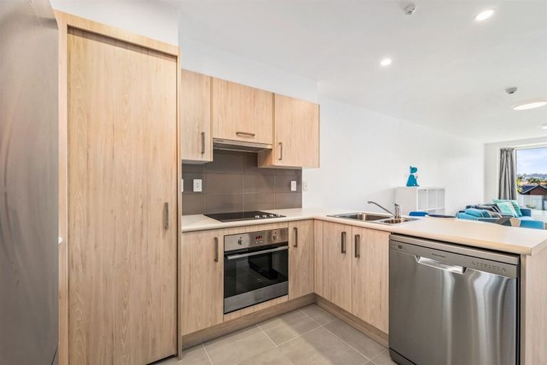 Photo of property in 121/17 Link Crescent, Stanmore Bay, Whangaparaoa, 0932