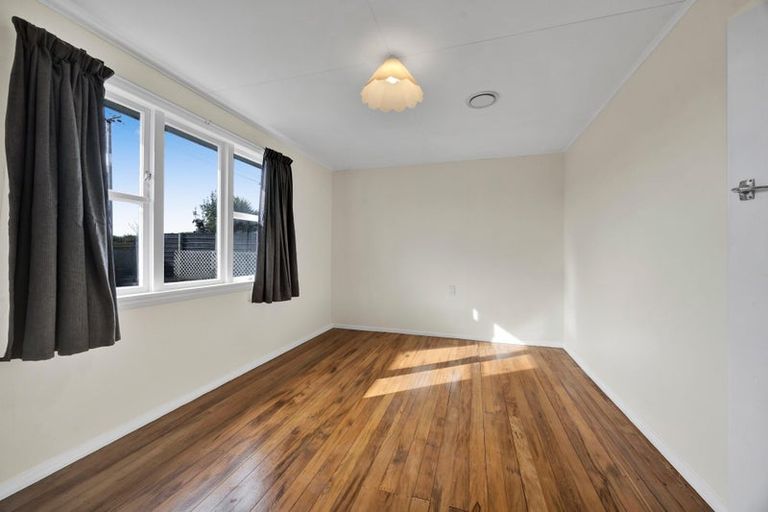 Photo of property in 5 Kepa Street, Ohawe, Hawera, 4671