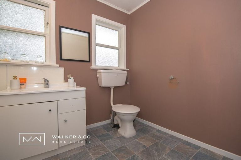Photo of property in 61 Sunny Grove, Wainuiomata, Lower Hutt, 5014