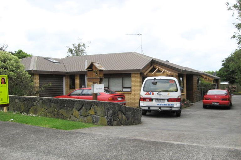 Photo of property in 2/55 Muir Avenue, Mangere Bridge, Auckland, 2022