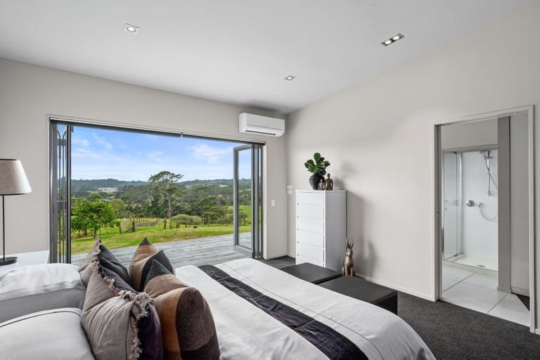 Photo of property in 51 Edward Jonkers Drive, Riverhead, Albany, 0793