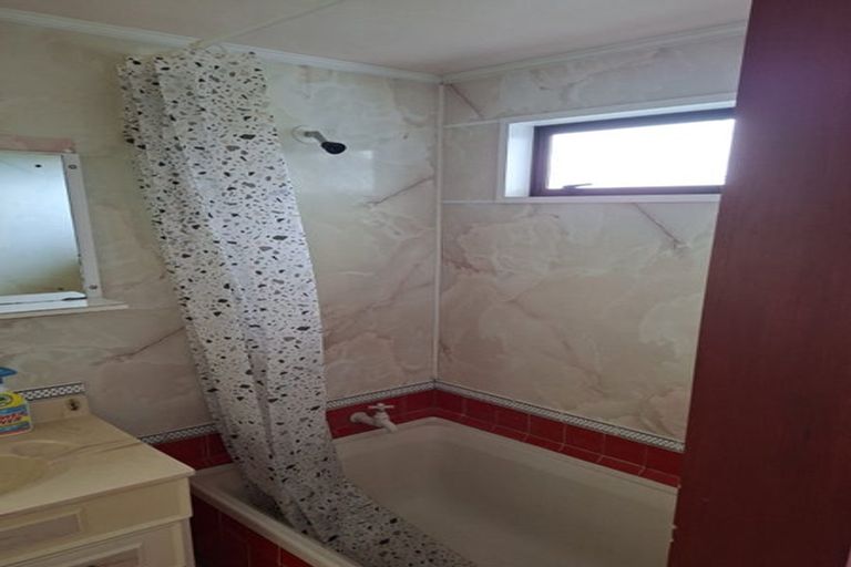 Photo of property in 138 Gladstone Road, Dalmore, Dunedin, 9010