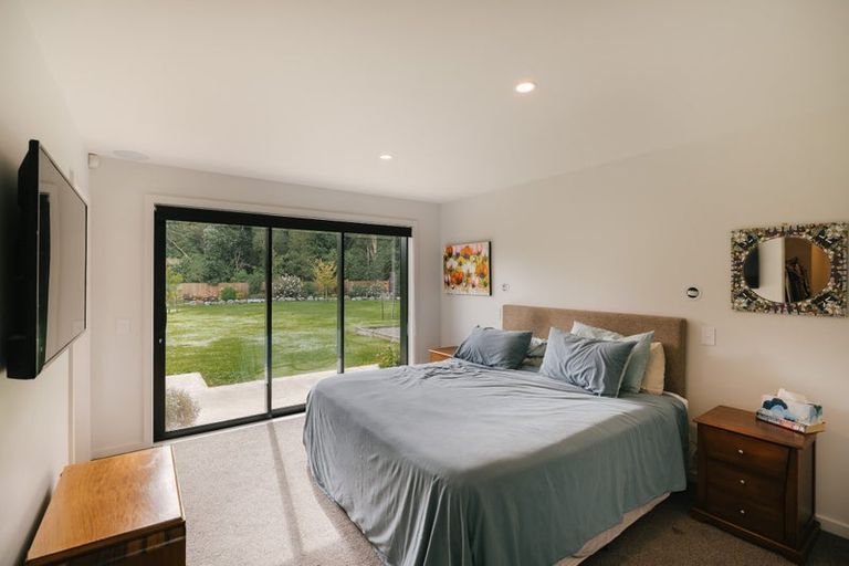 Photo of property in 38a Pohutukawa Drive, Levin, 5571
