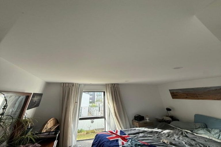 Photo of property in 32 Cessna Crescent, Mangere, Auckland, 2022