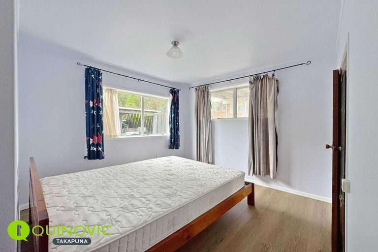 Photo of property in 1 Bryers Place, Bayview, Auckland, 0629