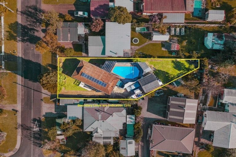 Photo of property in 46 Claremont Avenue, Paeroa, 3600