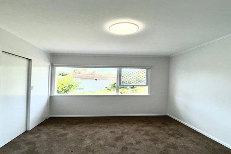 Photo of property in 20 Madison Place, Forrest Hill, Auckland, 0620