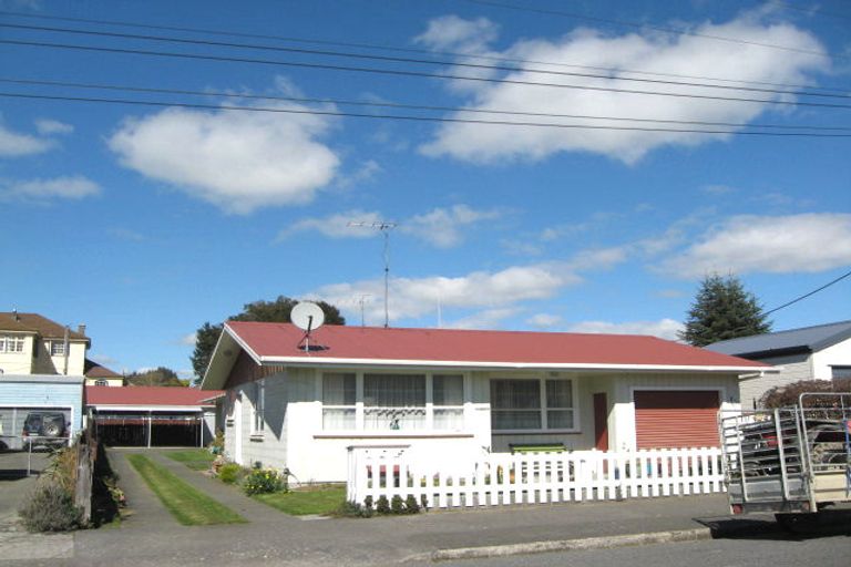 Photo of property in 2/22 Huia Street, Taihape, 4720