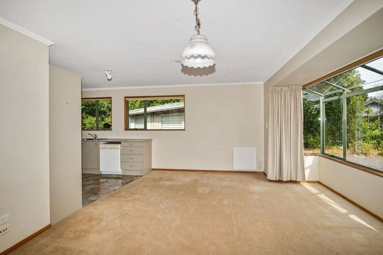 Photo of property in 37 Kew Road, Westport, 7825