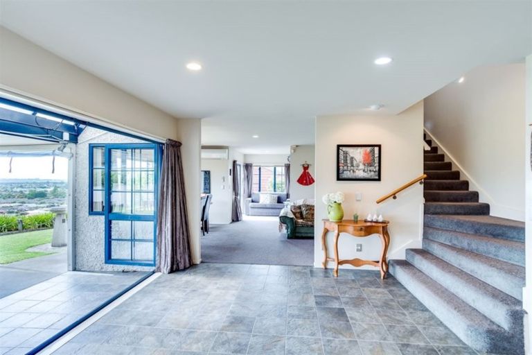 Photo of property in 39 Cumberland Rise, Taradale, Napier, 4112