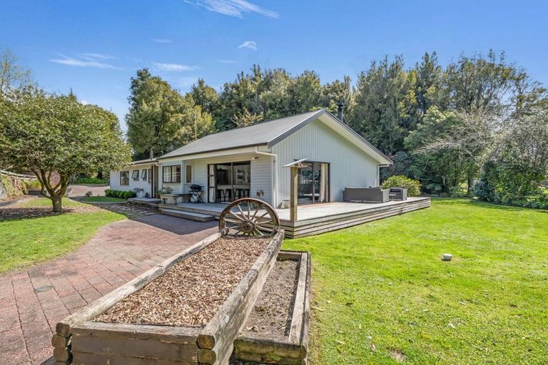 Photo of property in 737 Tauranga Direct Road, Hamurana, Rotorua, 3096