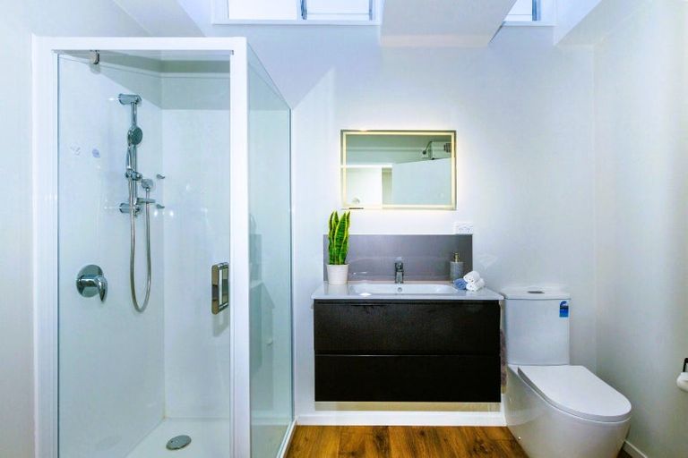 Photo of property in 2/11 Exeter Street, Stoke, Nelson, 7011